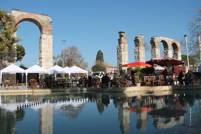 Selçuk, deve güreşlerinin ’Kırkpınar’ı için hazır
