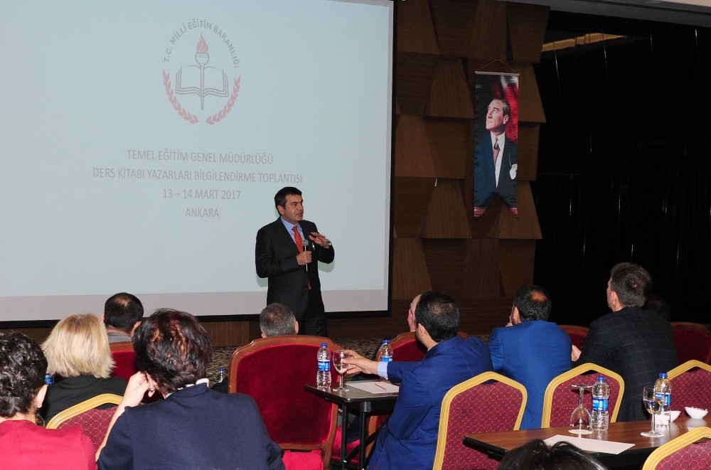 MEB’den Ders Kitabı Yazarlık Bilgilendirme Toplantısı