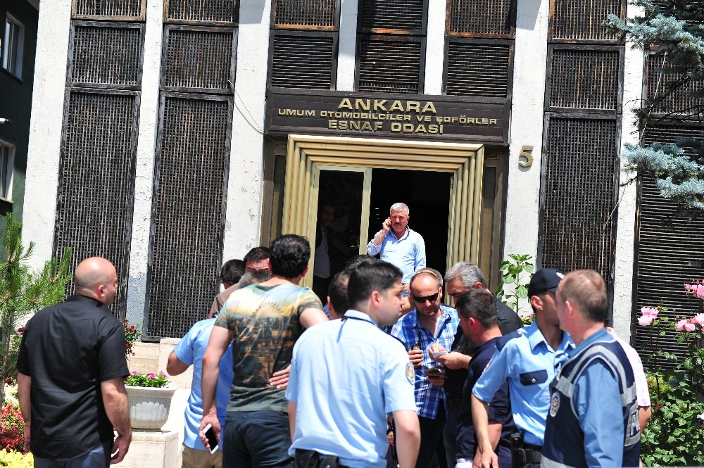 Ankara Umum Otomobilciler ve Şoförler Esnaf Odası’nda silahlar konuştu