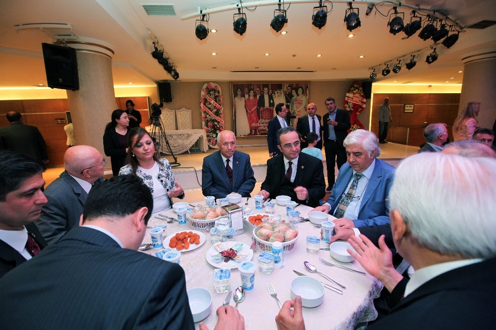 Egeliler Yenimahalle’de iftar yaptı