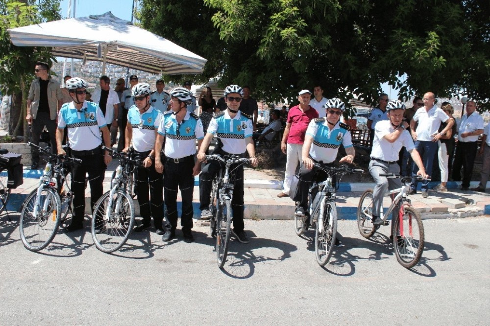 ’Hayatı Emniyetle Pedalla’ projesi Foça’dan start aldı