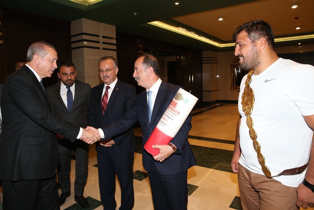 Cumhurbaşkanı Erdoğan’a Kırkpınar daveti