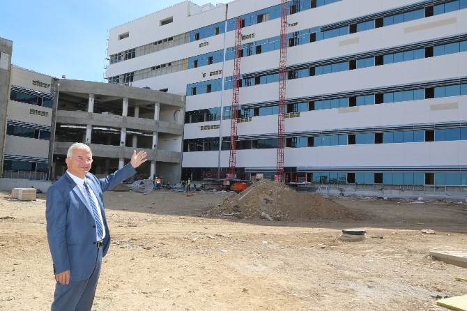 Torbalı’da yeni hastane bitişiğine AVM müjdesi
