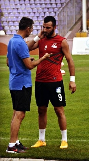 Salihli Kocaçeşmespor’da 4 oyuncu gitti, 3 oyuncu geldi