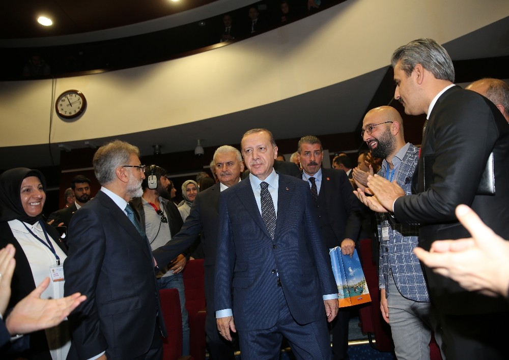 Erdoğan’dan CHP’ye: “İdlib’teki her şehidin hesabını benim vereceğimi söyleyecek kadar gafil”
