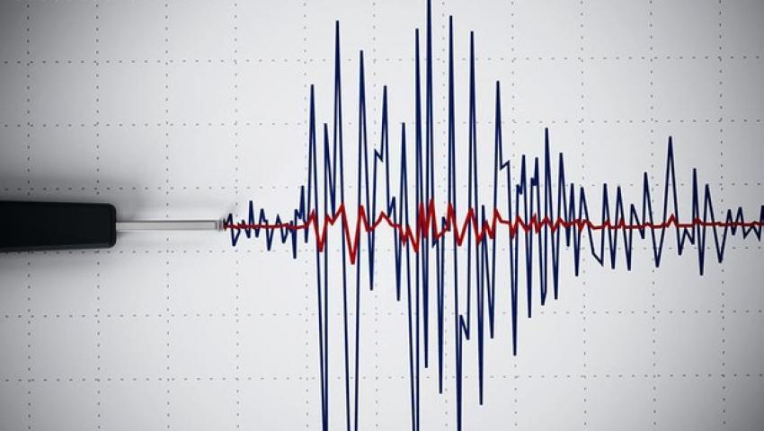 EGE DENİZİ'NDE 5.4 BÜYÜKLÜĞÜNDE DEPREM