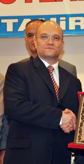 Eski emniyet müdürü FETÖ’den hakim karşısında