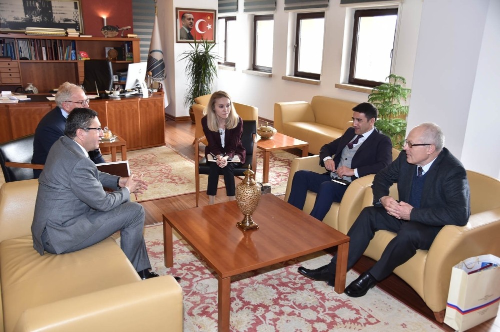 Rus Müsteşardan, Başkan Tiryaki’ye ziyaret