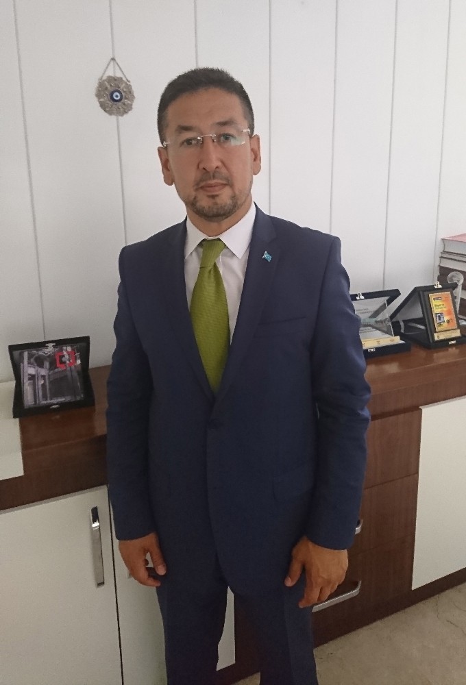 Doğu Türkistan’da Maocu anlayış devam ediyor