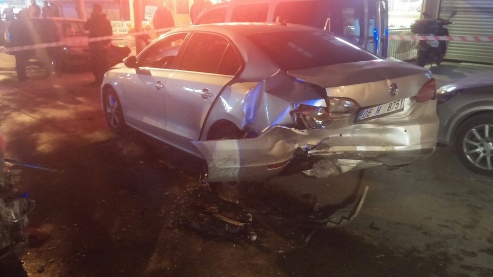 Başkent’te zincirleme trafik kazası: 2 yaralı