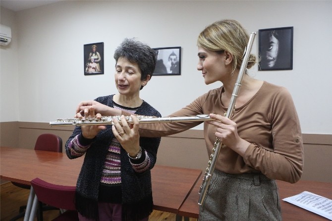 Hobi kursları hayata bağlıyor
