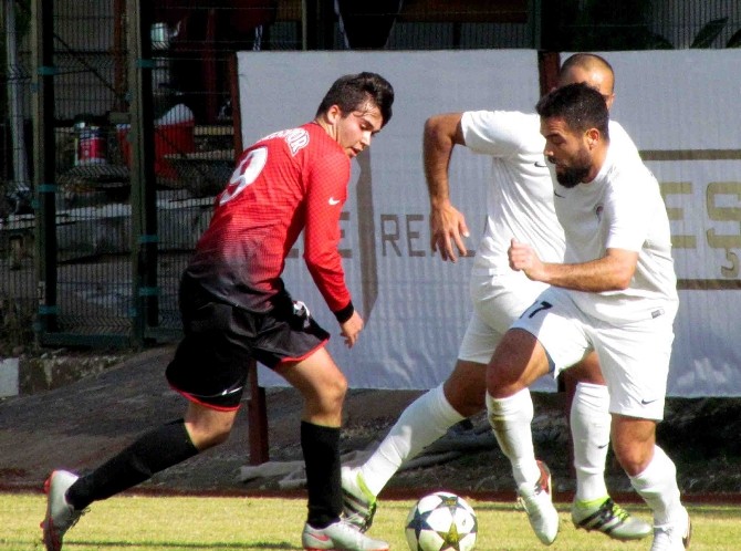 Çeşme Belediyespor moral depoladı
