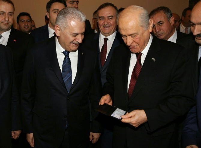 Başbakan Yıldırım’dan MHP Genel Başkanı Bahçeli’ye yeni kimlik jesti
