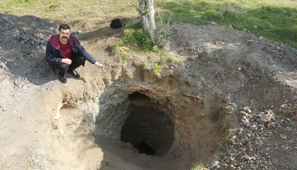50 metrelik kuyuda kaçak kazı yaparken suçüstü yakalandılar