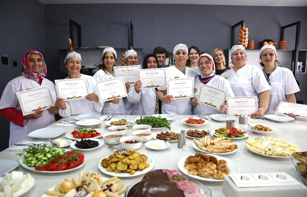 BUCALI KADINLAR HAYALLERİNE UZANIYOR