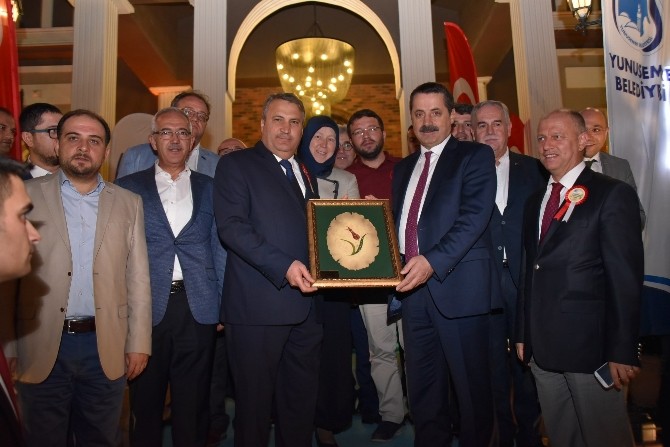 Bakan Çelik’ten sürpriz ziyaret