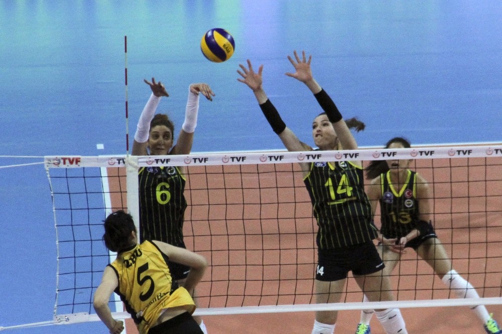 Voleybol Spor Toto Şampiyonlar Kupası VakıfBank’ın