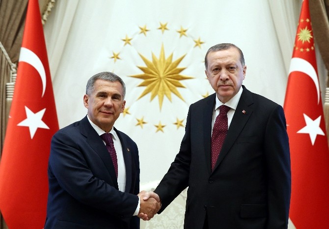 Cumhurbaşkanı Erdoğan, Tataristan Cumhurbaşkanı ile bir araya geldi