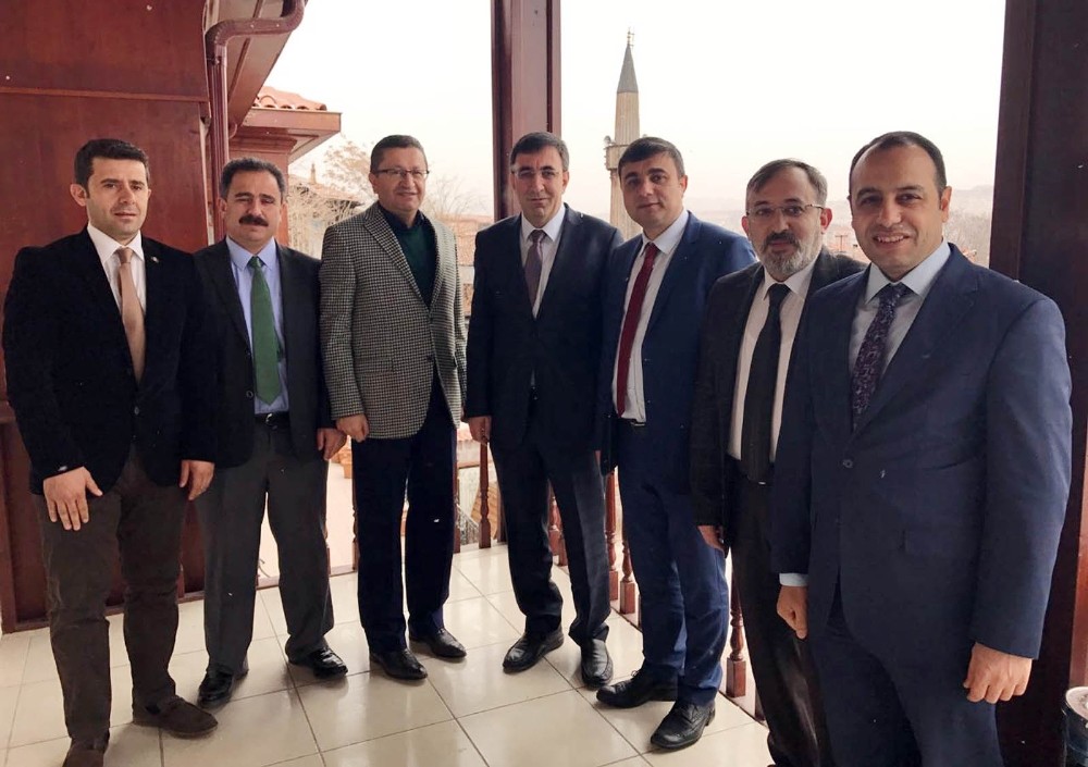 AK Parti Genel Başkan Yardımcısı Yılmaz’dan Hamamönü’ne ziyaret