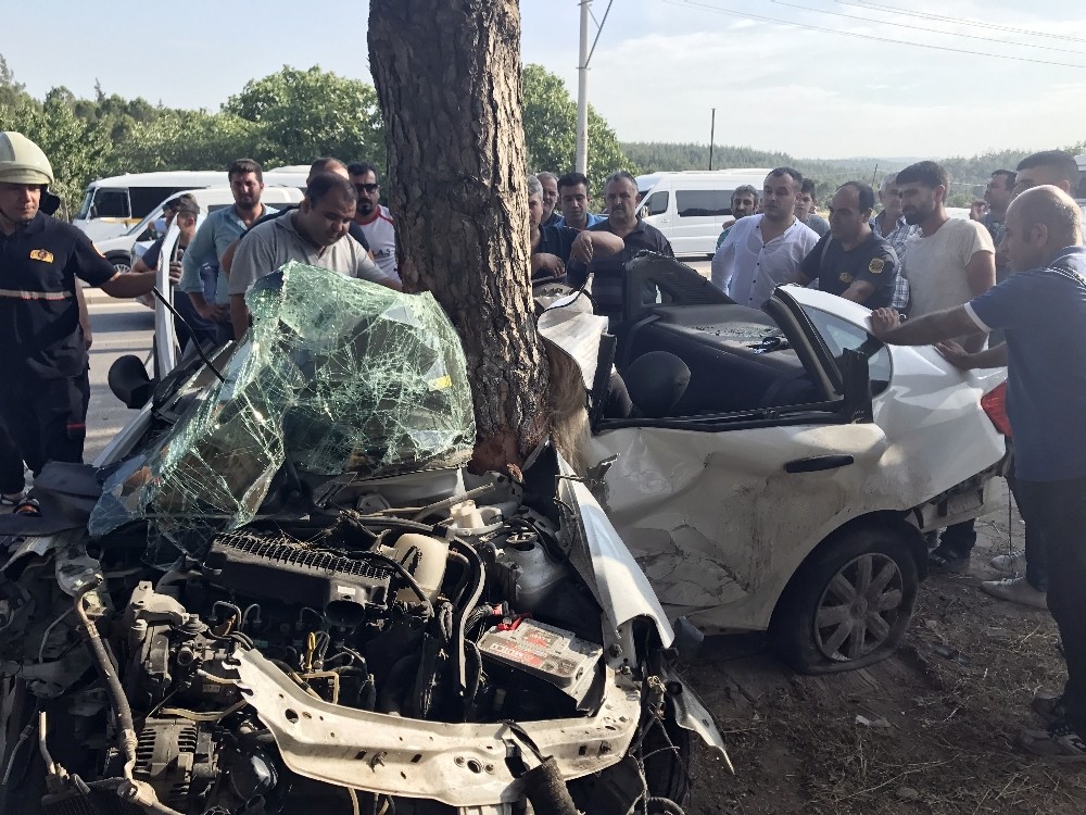 İzmir’de feci kaza: 1 ölü, 1 yaralı