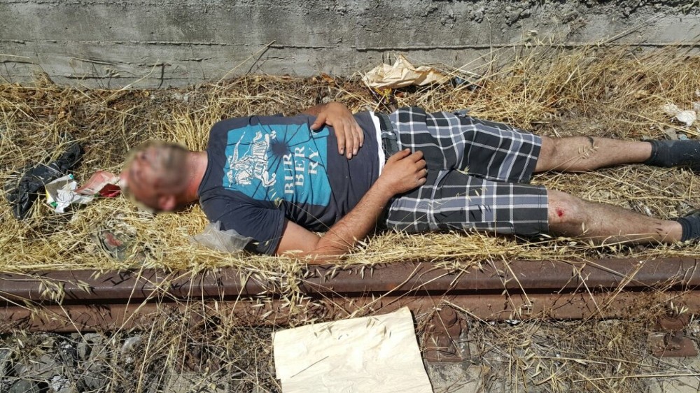 Bonzai içen genç tren raylarına düştü