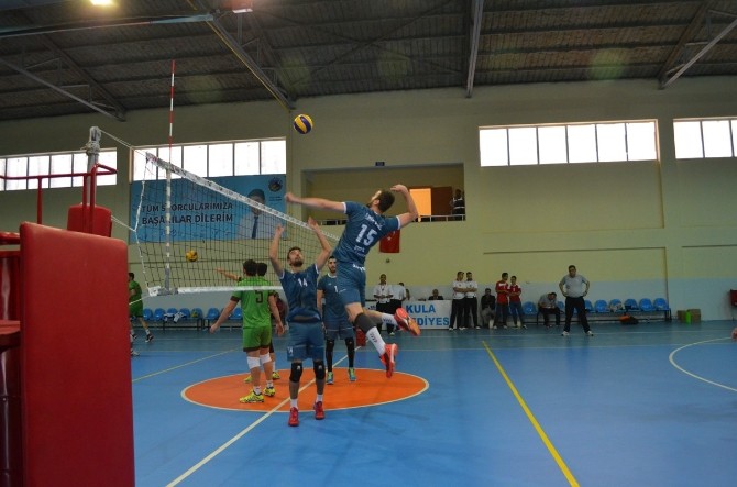 Kula Belediyespor, Eğridir Elmaspor’u rahat geçti