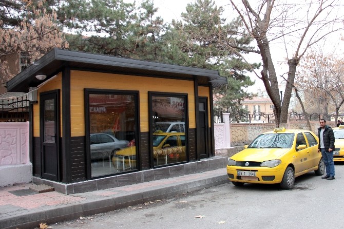 Taksi durakları yeni yıla hazırlanıyor