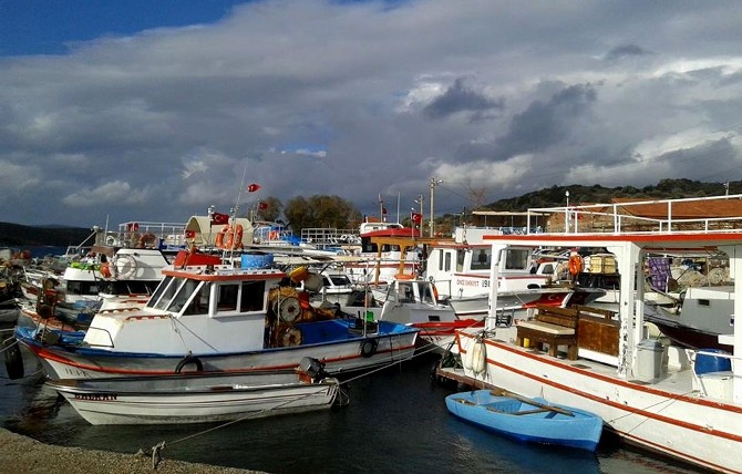 ÇEŞME'DE ÇÖZÜM ARAYIŞI