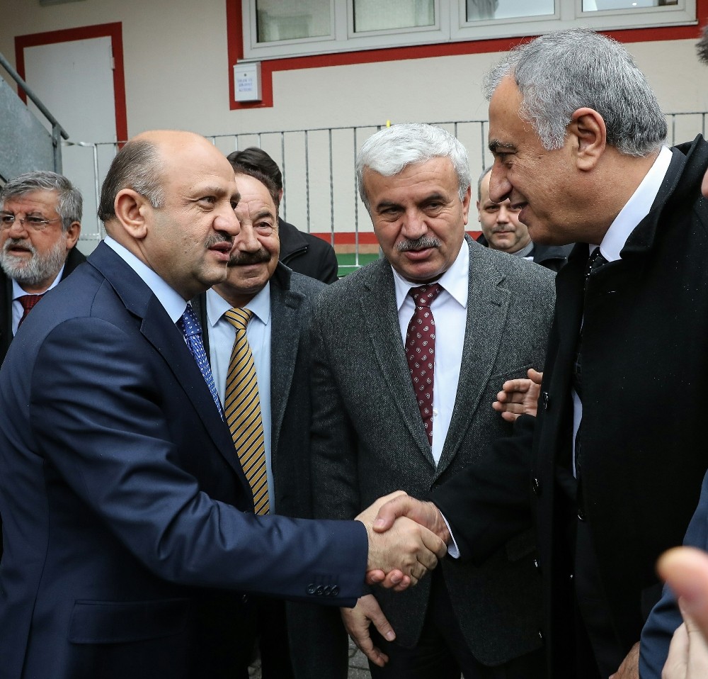 Bakan Işık’tan DİTİB imamlarının evlerinin aranmasına ilişkin açıklama