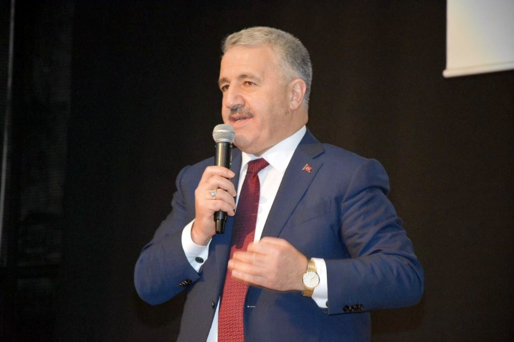 Ulaştırma Bakanı Arslan: “Eskisi gibi Türkiye’ye rol biçenlerin izinden gitmeyeceğiz”