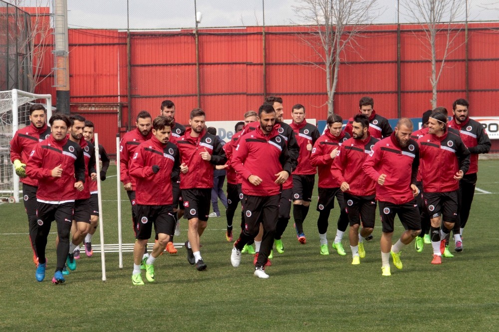 Ümit Özat: ’’80 milyon antrenör var’’