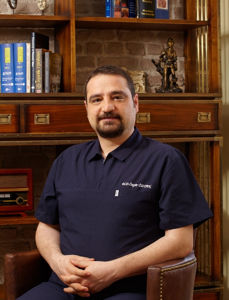 Erkeklerde saç dökülme yaşı 18’e kadar düştü