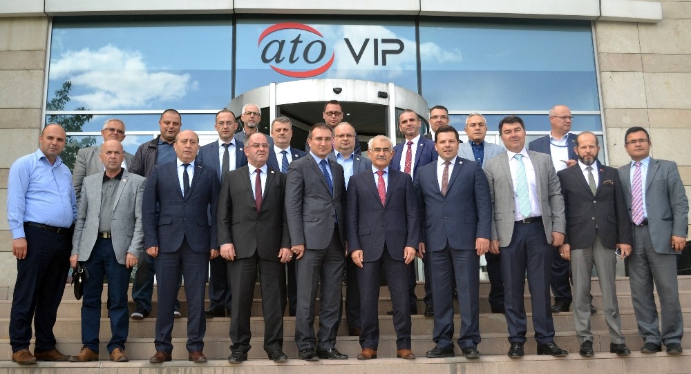 Kosovalı iş adamları ATO’yu ziyaret etti