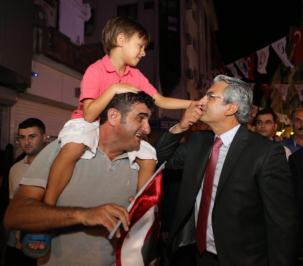 Karşıyakalı babalar artık daha bilinçli