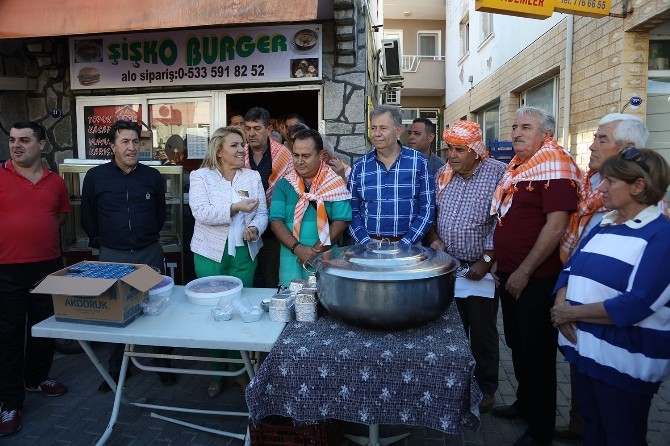 Bademeler’de birlik ve beraberlik aşuresi
