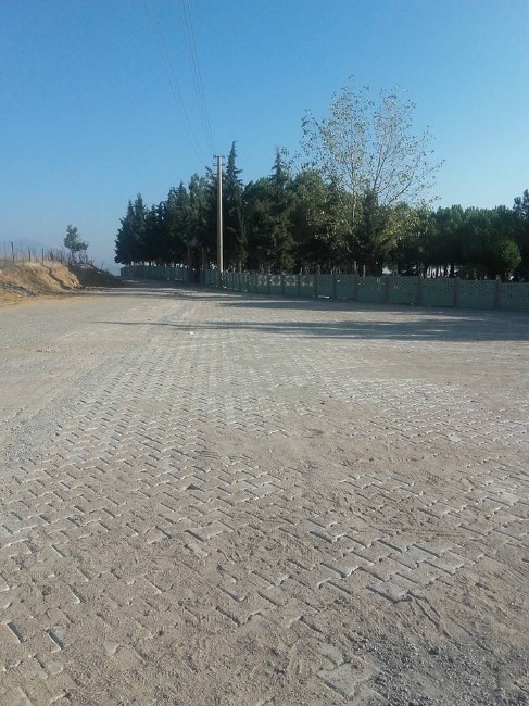 İcikler Mahallesi’nin yolları yenilendi