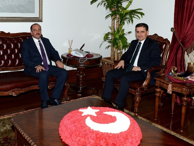Başkan Duruay, Vali Topaca’yı ziyaret etti