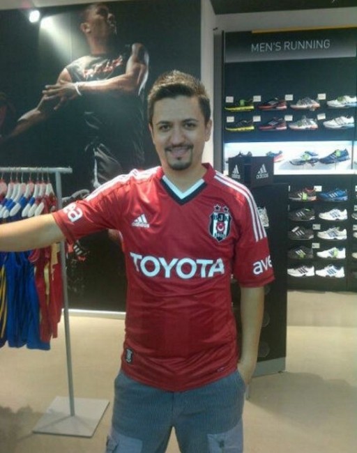 4 kişilik aileyi katleden zanlı intihar etmiş
