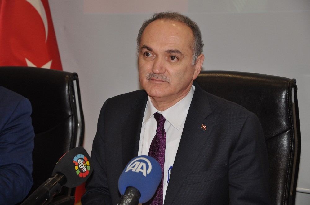 Bakan Özlü’den