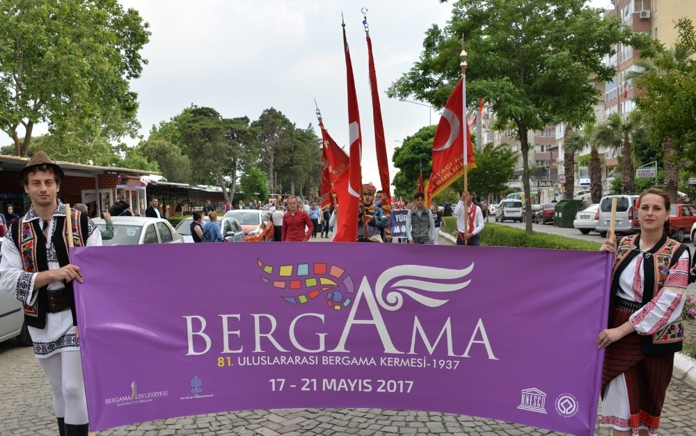 81. Uluslararası Bergama Kermesi’nde coşkulu başlangıç