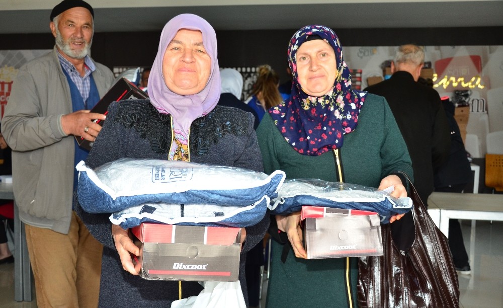 Pursaklar’da “Dedeler ve Neneler 2. Bahara Koşuyor”