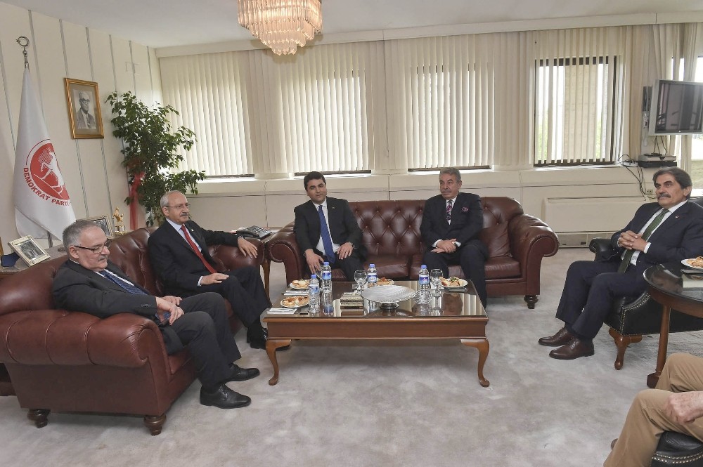 Kılıçdaroğlu’dan Demokrat Parti’ye ziyaret