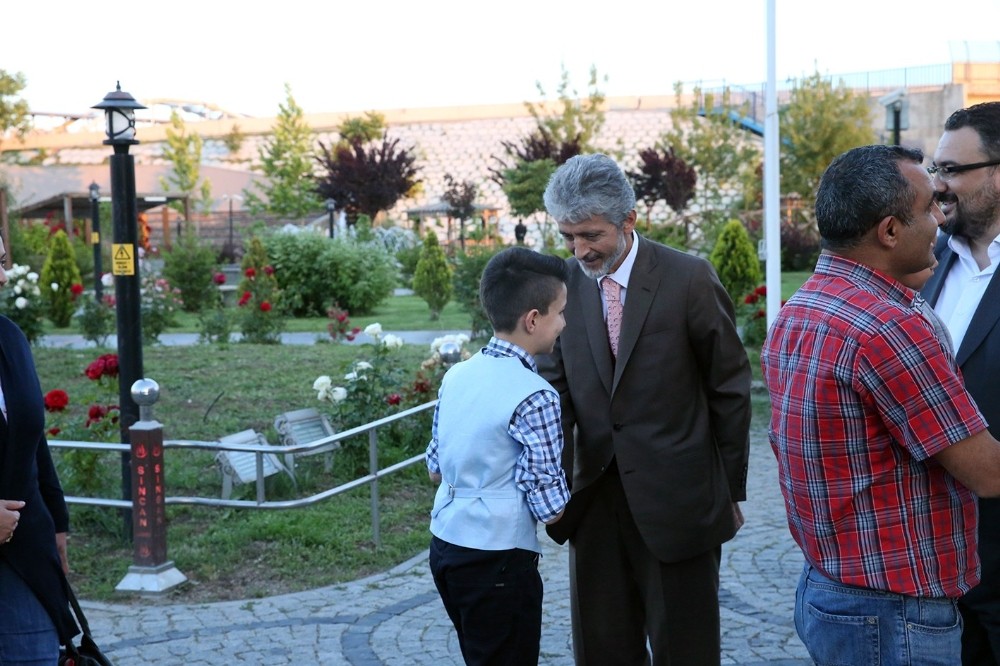 Başkan Tuna şehit aileleriyle iftar sofrasında buluştu