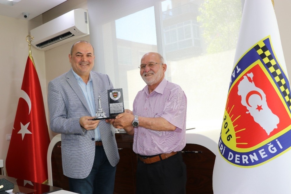 Pala’dan 45. yıla vefa plaketi