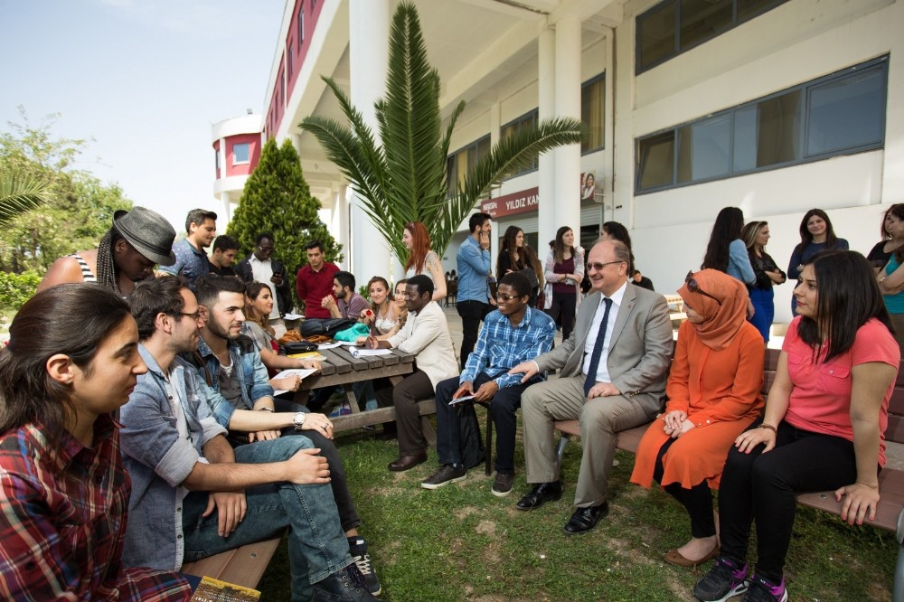 Yabancı uyruklu öğrenciler için memnuniyet araştırması