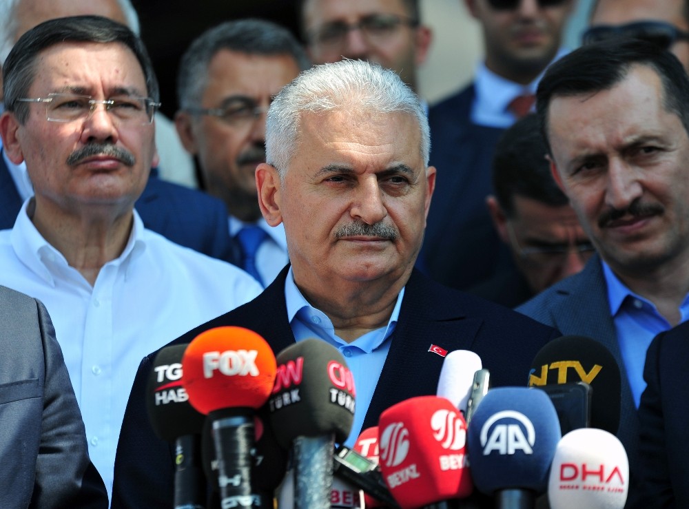Başbakan Yıldırım: “Almanya racon kesiyor”