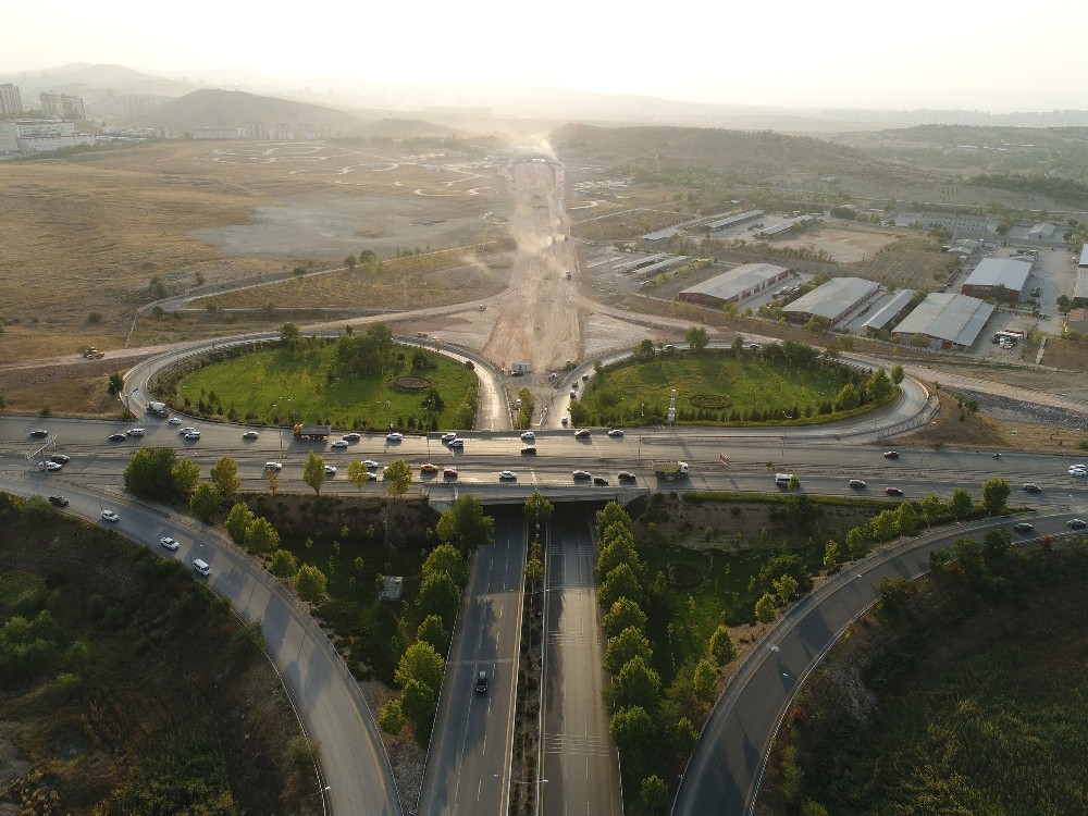 Sabancı ile Bağlıca Bulvarını birbirine bağlayacak yol çalışmalarına devam ediliyor