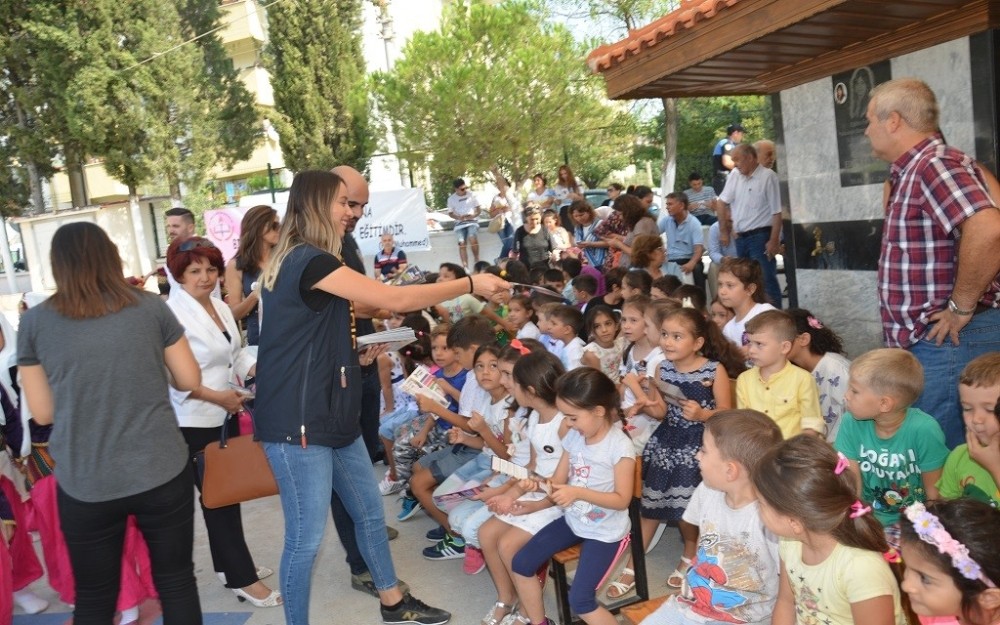 EMNİYET OKULUN İLK GÜNÜ BOŞ DURMADI!