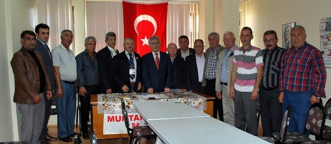 Vali Yardımcısı Koçoğlu Salihlili muhtarlarla buluştu