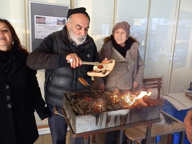 MTSAV’dan kız öğrenciler için kermes